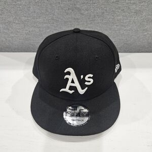 New Era Oakland Athletics 9FIFTY Snapback. Black White Baseball Hat